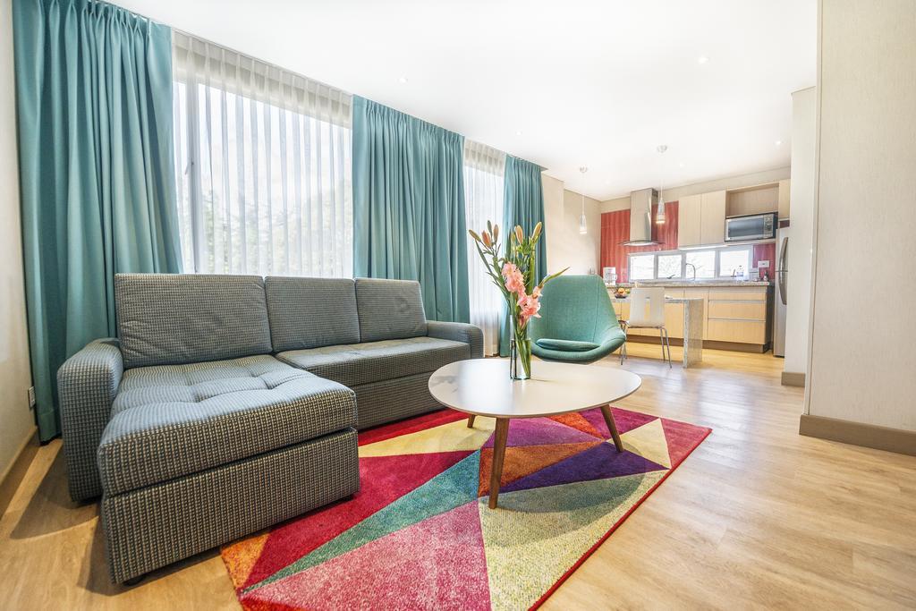 Hotel Plaza Suites Bogotá Zewnętrze zdjęcie