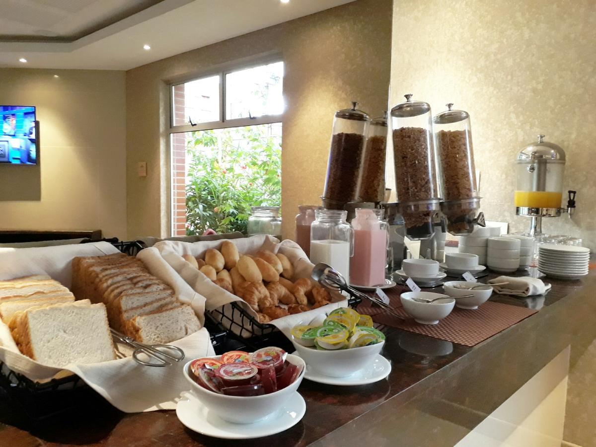 Hotel Plaza Suites Bogotá Zewnętrze zdjęcie
